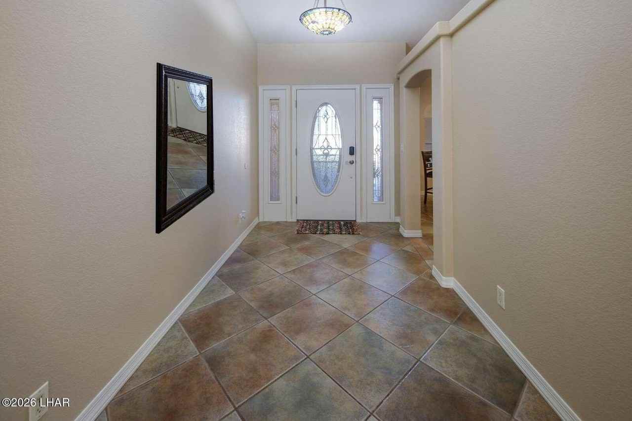 2290 Regatta Dr - Photo 4 of 36