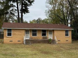 featured image of 435 Larry Dr