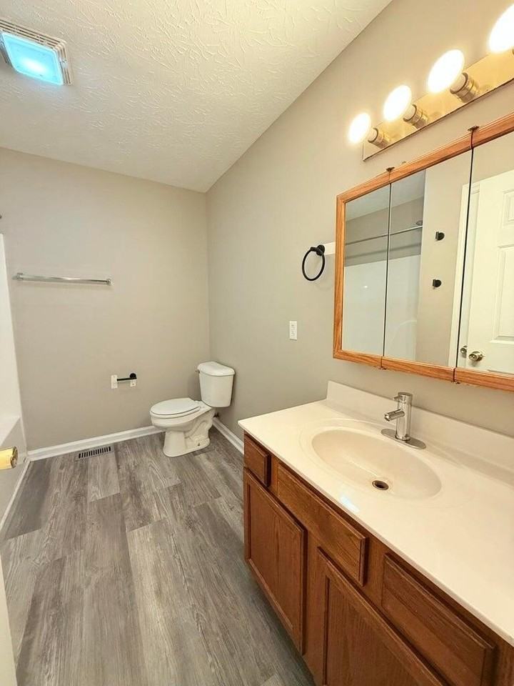 1112 Richmond Green Dr #4 - Photo 6 of 6