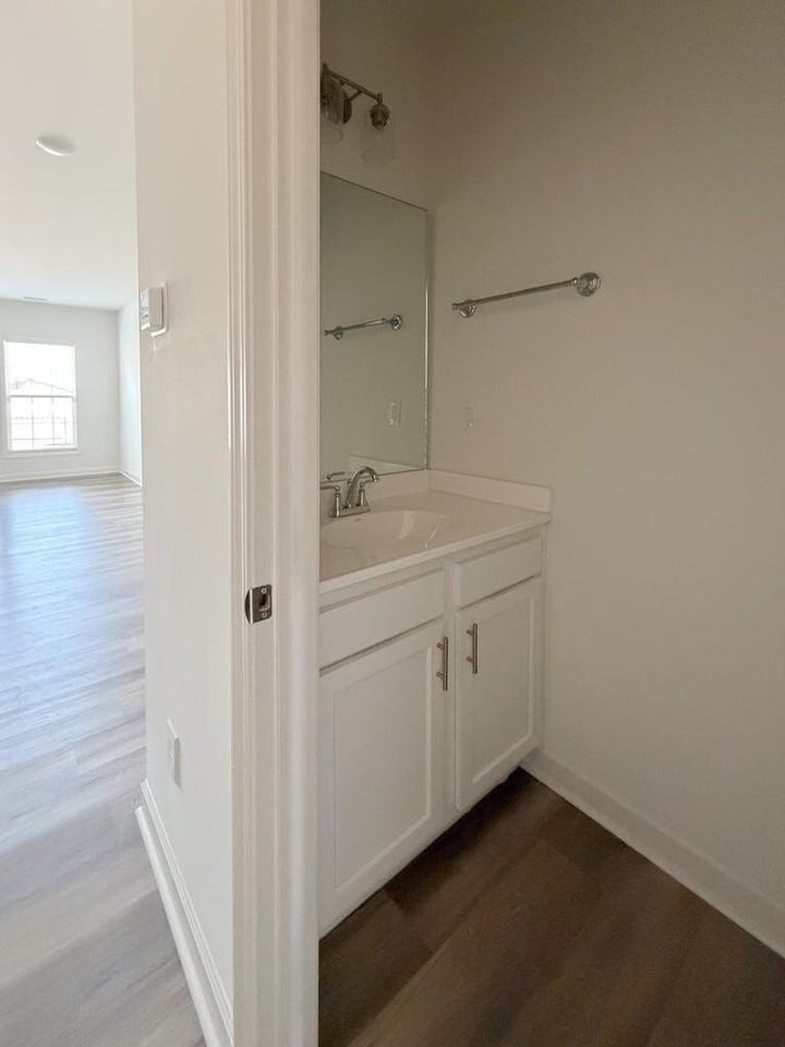 343 Platt Dr - Photo 6 of 12