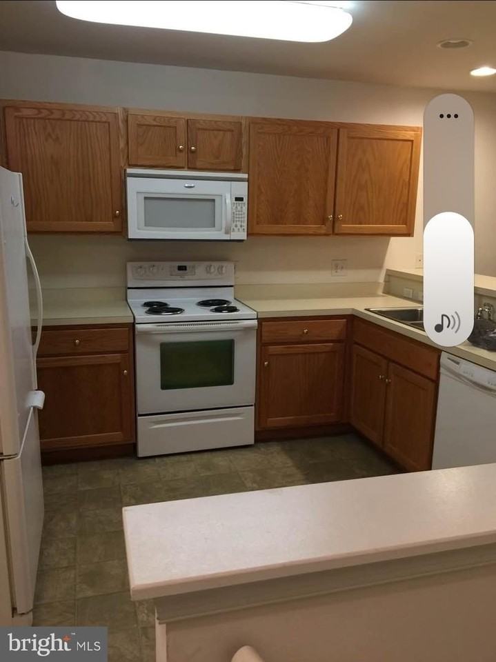 101B W Sunset Ave - Photo 3 of 10