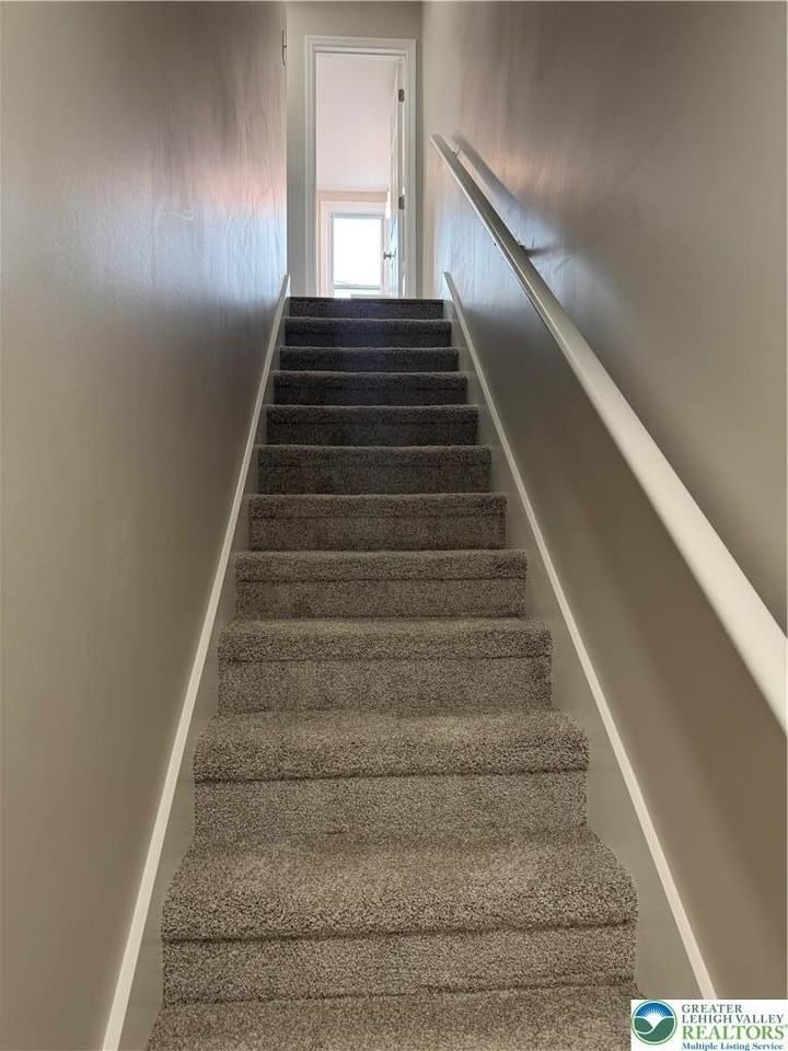 11 Early St - Photo 7 of 13