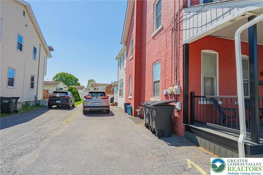 34 E Washington Ave - Photo 3 of 26