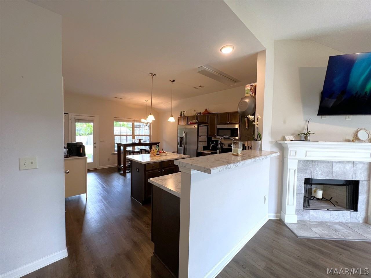 467 Buena Vista Way - Photo 5 of 34