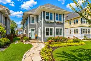 featured image of 4445 N Frederick Ave