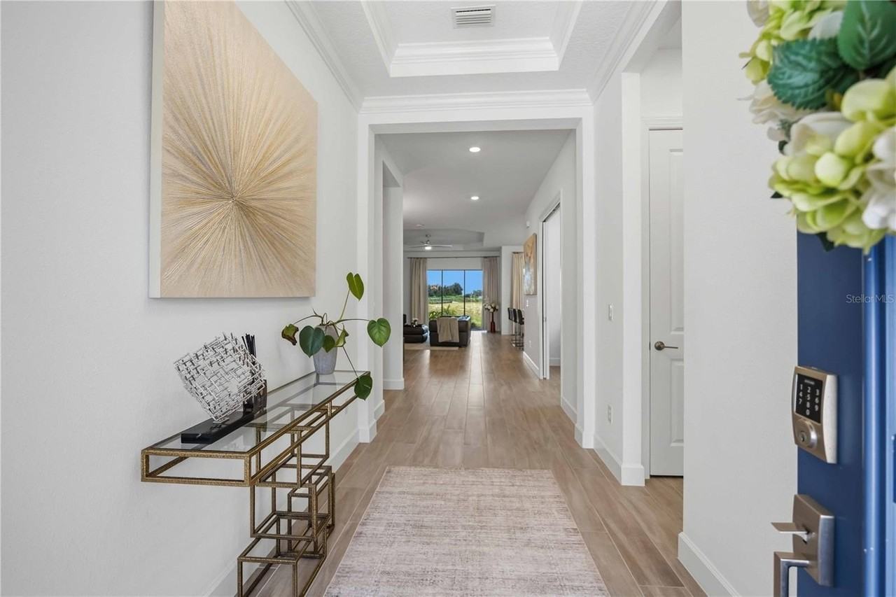 10116 Silent Night Ln - Photo 3 of 50