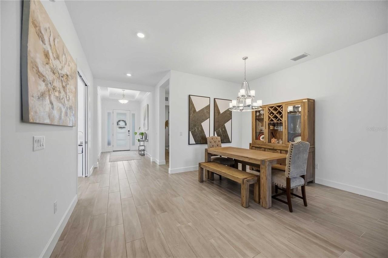 10116 Silent Night Ln - Photo 4 of 50