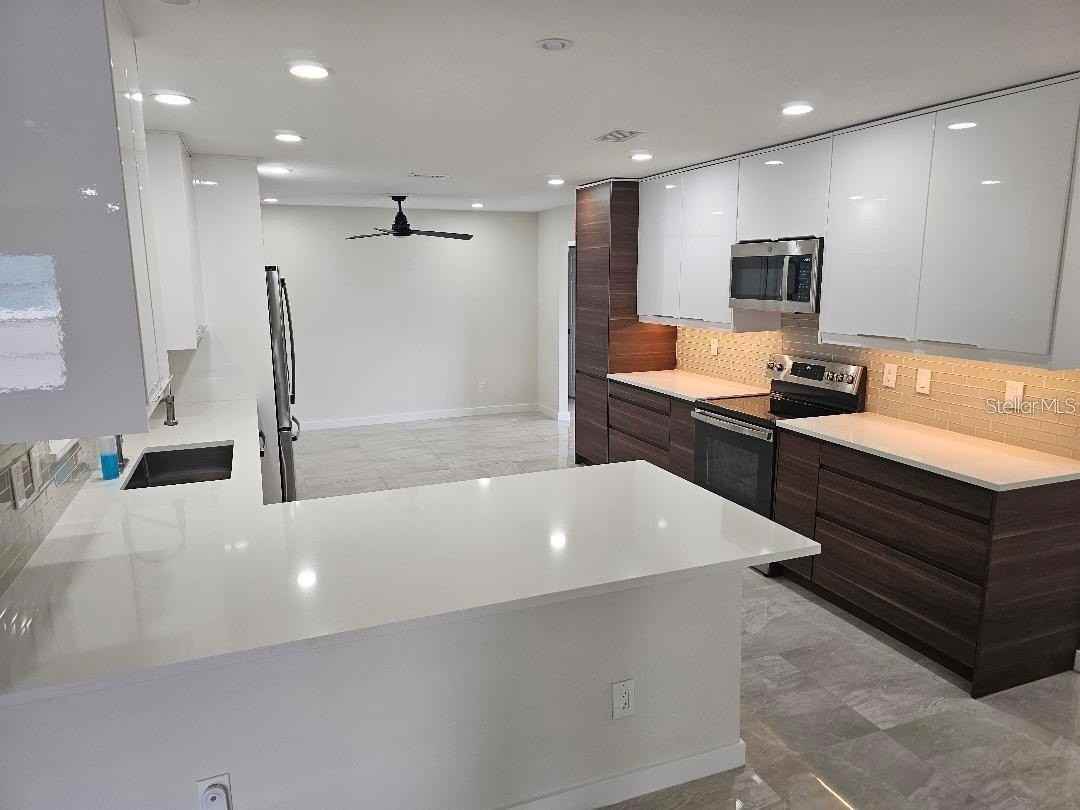 1208 76th St Nw - Photo 4 of 22