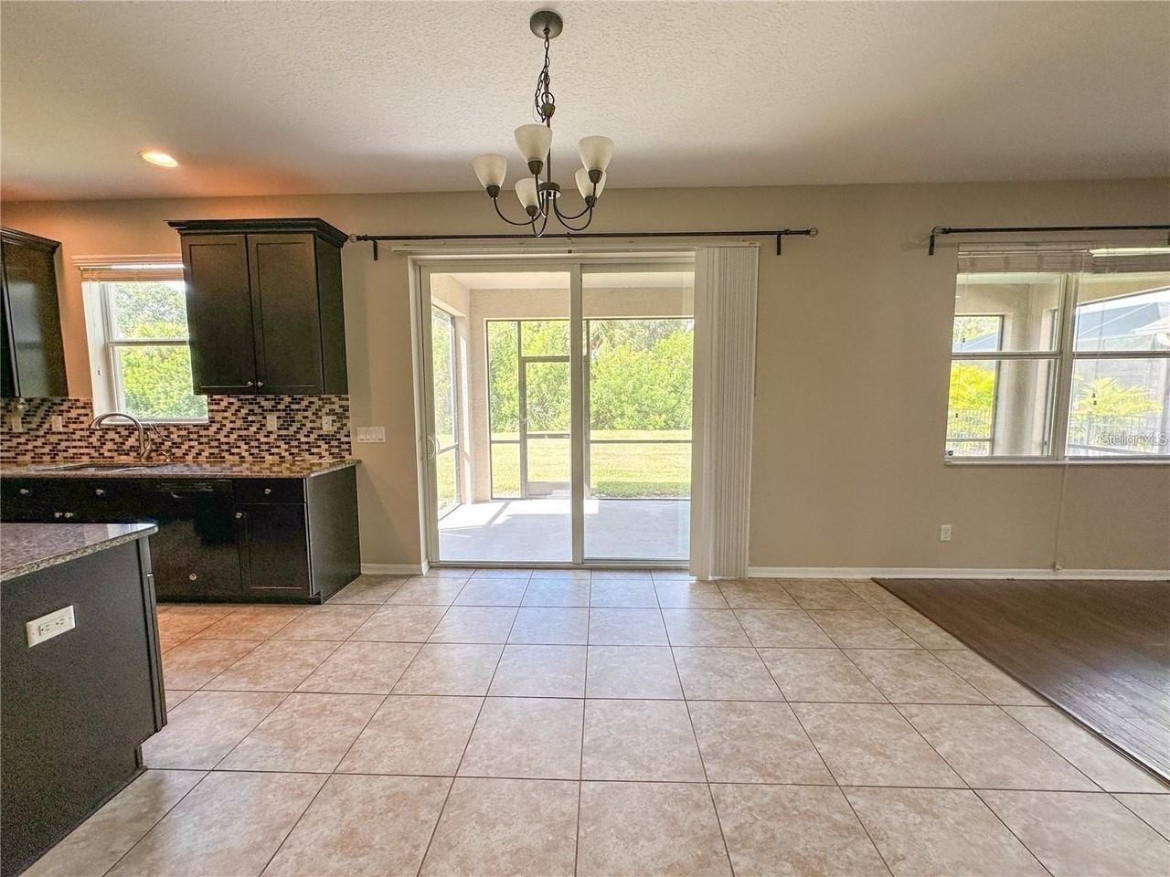 8979 39th Street Cir E - Photo 5 of 25