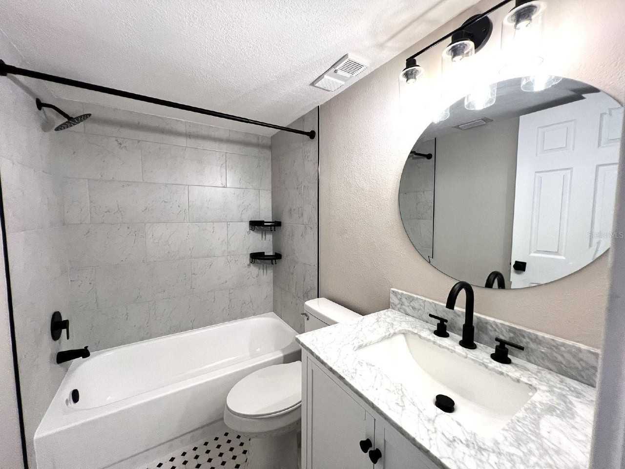 5212 Lake Village Dr #73 - Photo 4 of 17