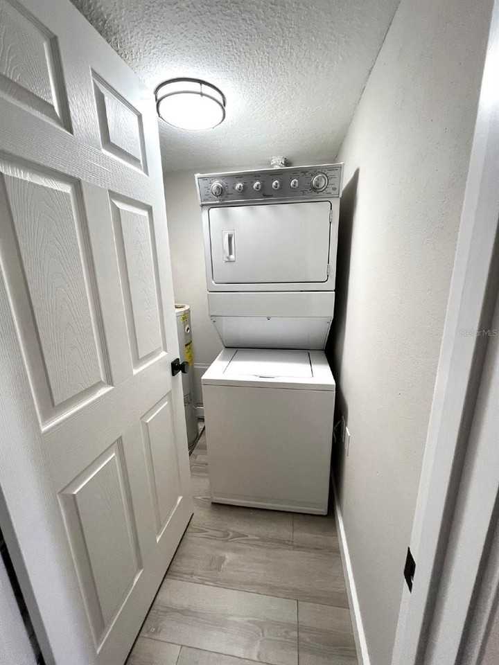 5212 Lake Village Dr #73 - Photo 5 of 17