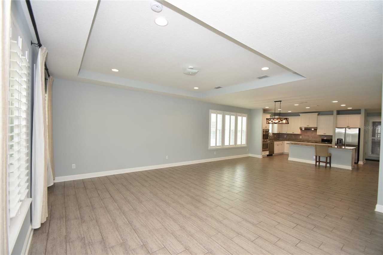 28 Sandy Beach Way - Photo 4 of 45
