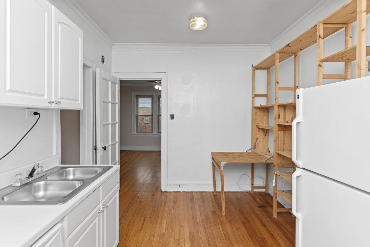 2849 W Berteau Ave #53-2 - Photo 6 of 12