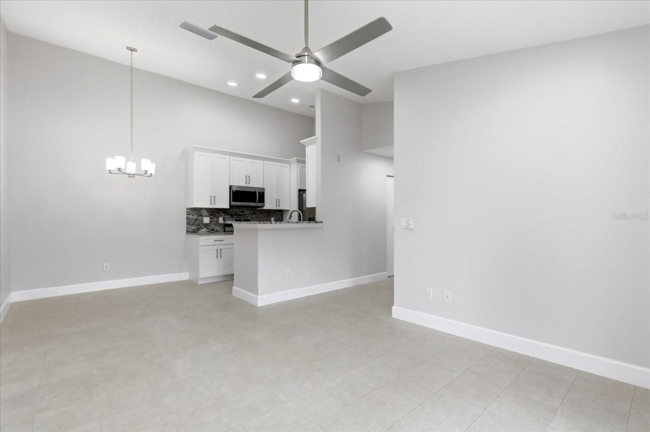 2504 Grassy Point Dr #204 - Photo 5 of 28