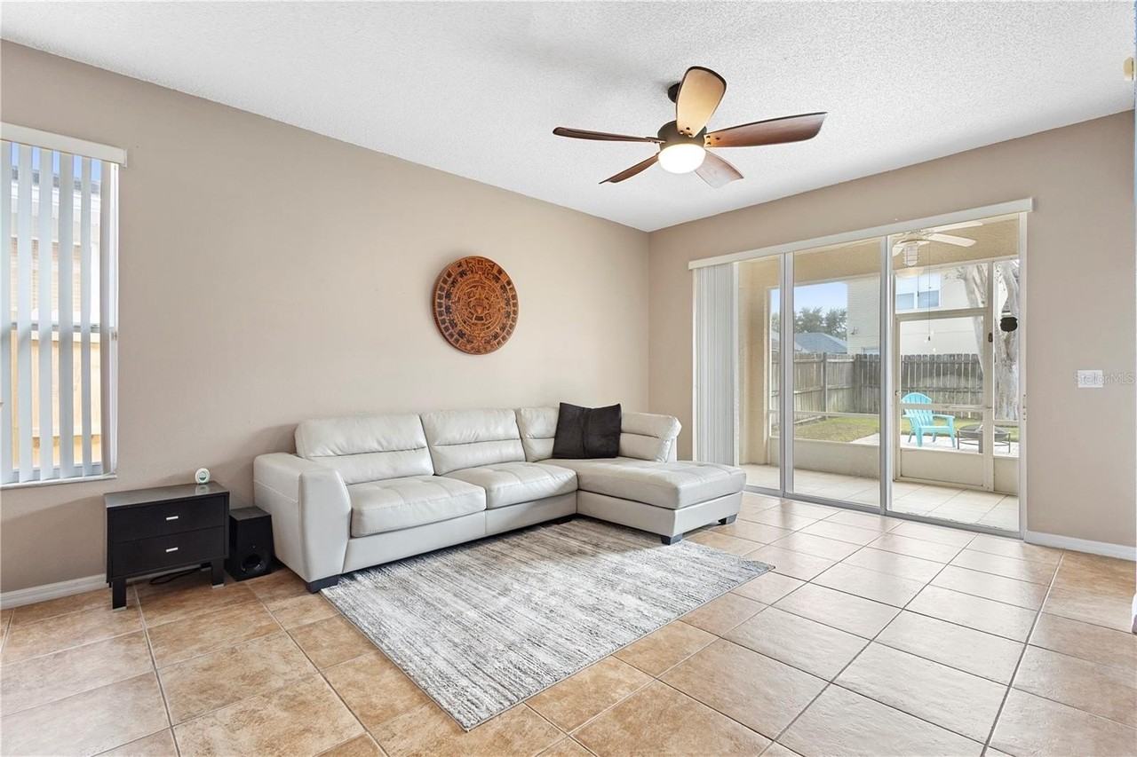 230 Brassington Dr - Photo 4 of 13