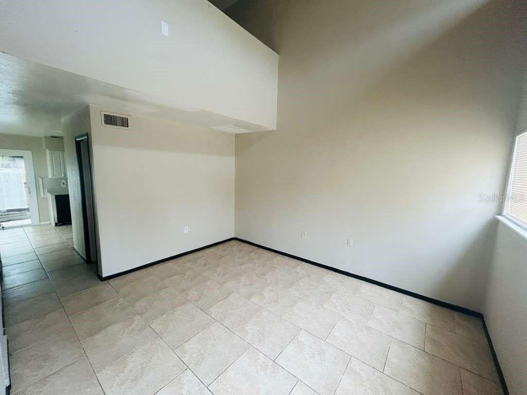 3914 Crayrich Cir #GE - Photo 7 of 10