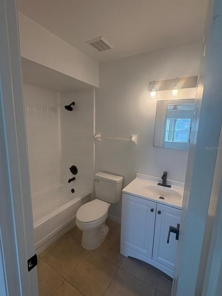 9909 Sweepstakes Ln #7 - Photo 3 of 10