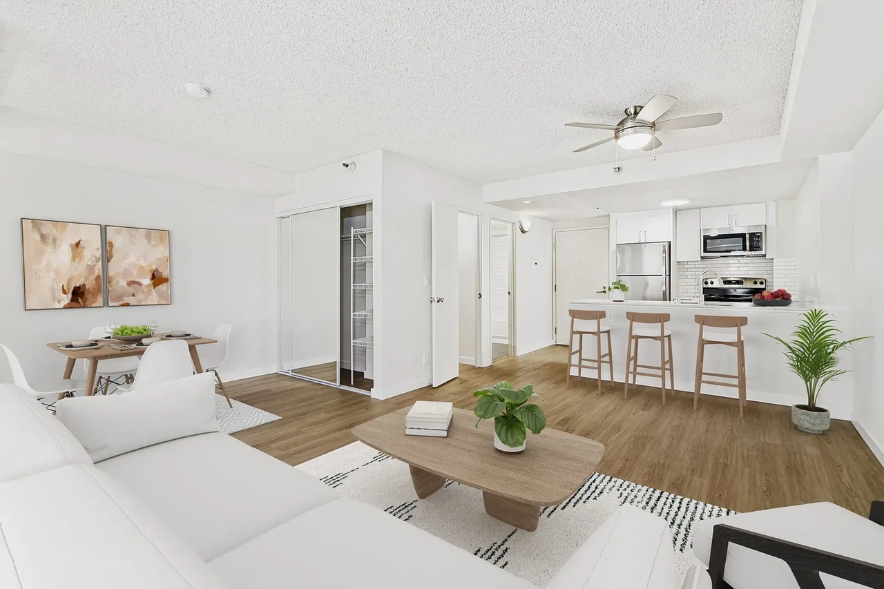 639 Geary Street, Unit 218 - Photo 2 of 18