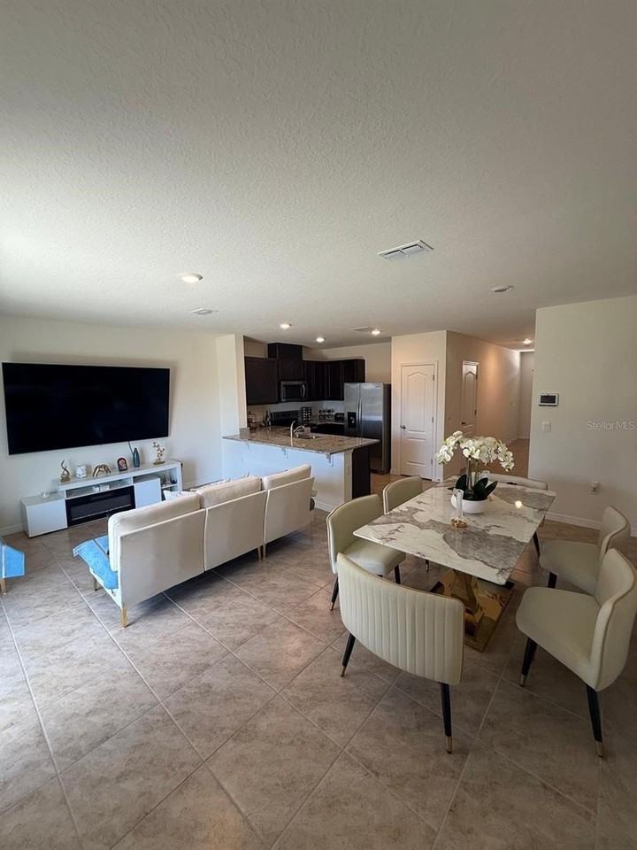 1419 Plank Pl - Photo 6 of 44