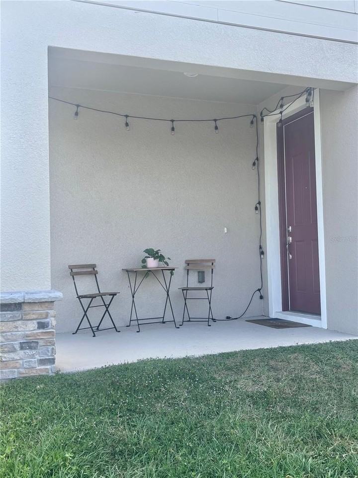 5778 Waterman Path - Photo 3 of 36