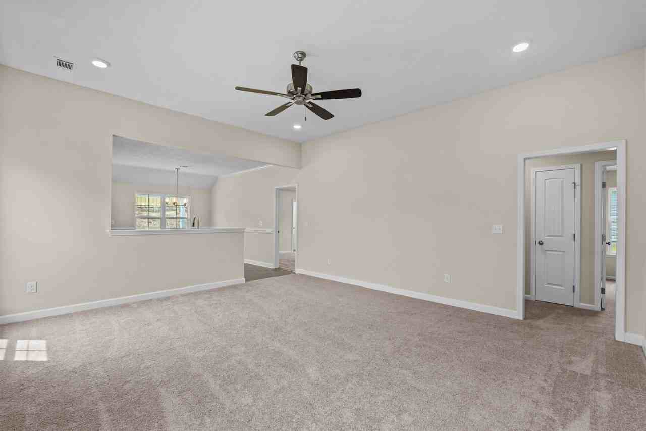 Bream Ave #1 - Photo 4 of 22