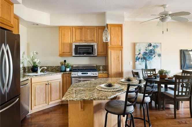 21345 Hawthorne Boulevard, Unit 302 - Photo 4 of 18