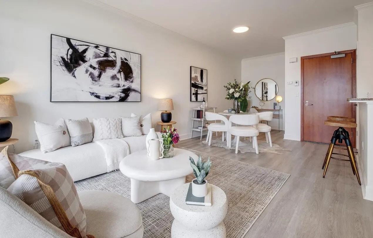 246 2nd Street, Unit 305 - Photo 3 of 11