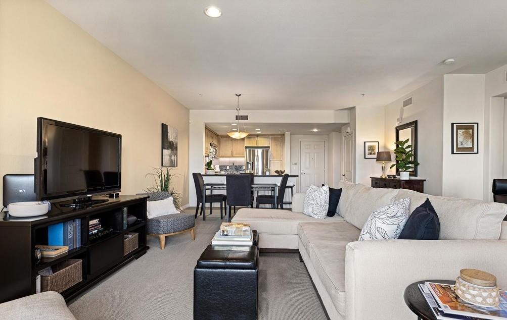 931 East Walnut Street, Unit 208 - Photo 2 of 10