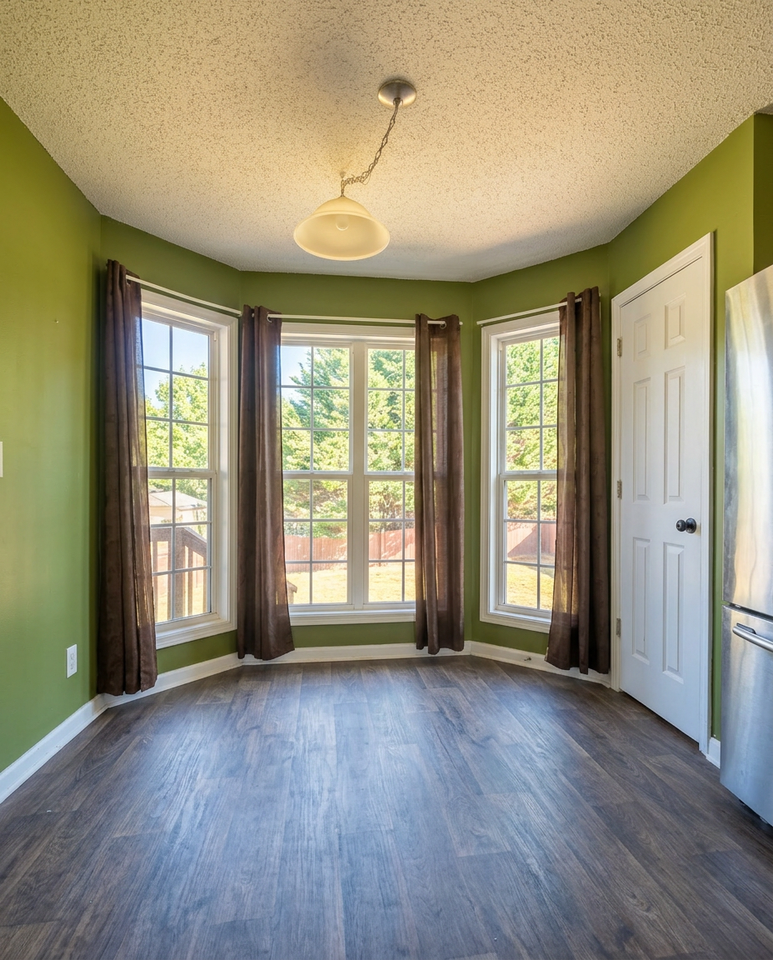 1885 Roxey Lane - Photo 7 of 14