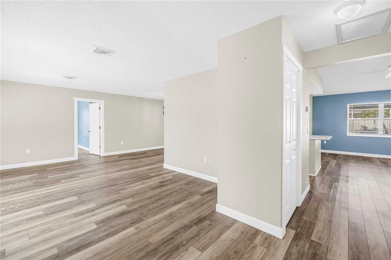 5771 Timber Lake Dr - Photo 4 of 50