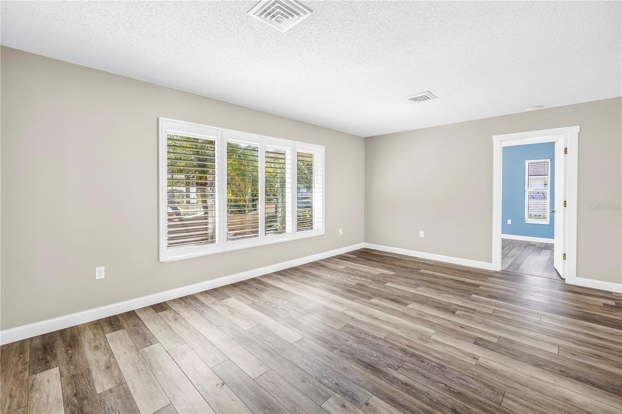 5771 Timber Lake Dr - Photo 5 of 50