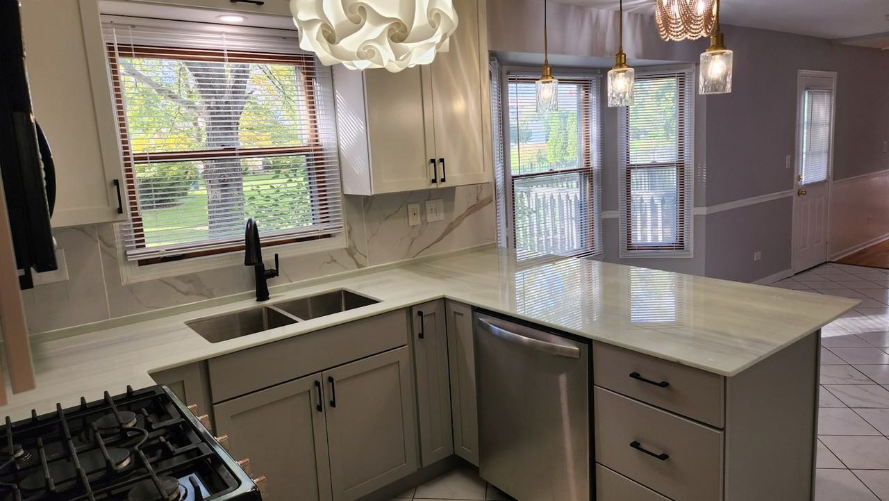 3250 Drew Street - Photo 7 of 25