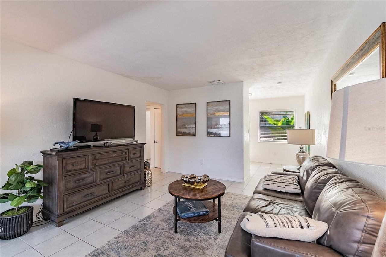 607 Betmor Ln - Photo 5 of 28