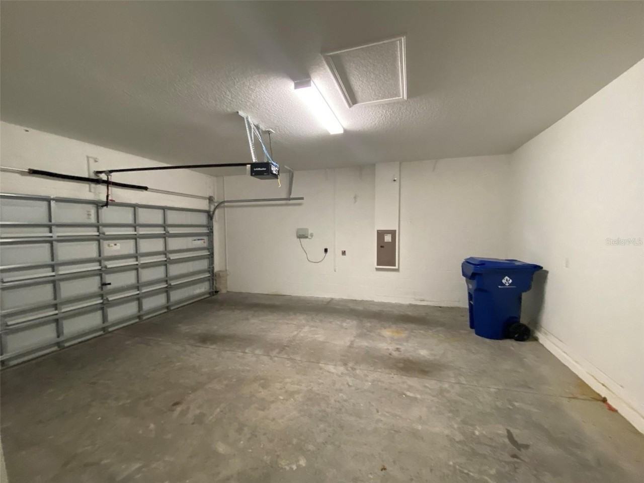 21312 Southern Charm Dr - Photo 4 of 25