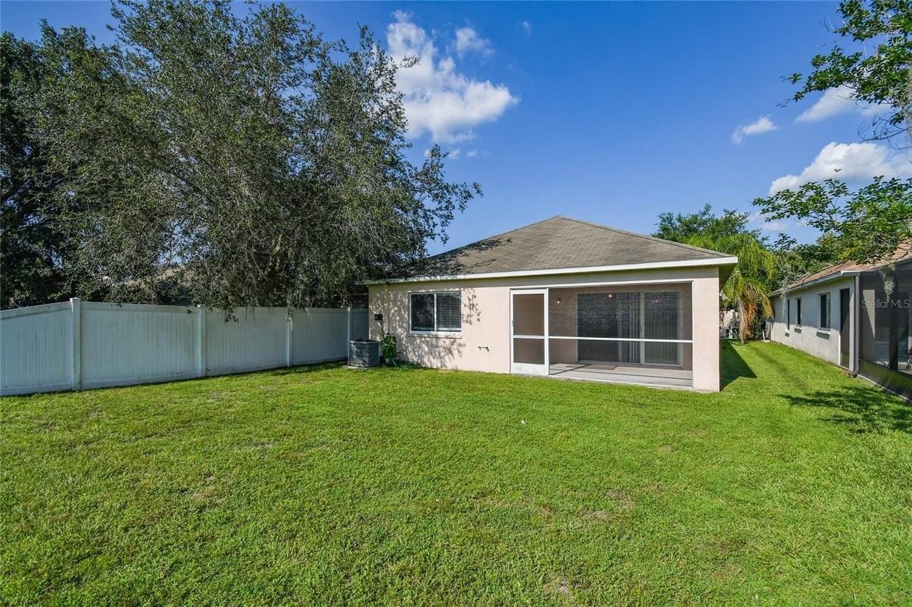 18220 Portside St - Photo 4 of 38