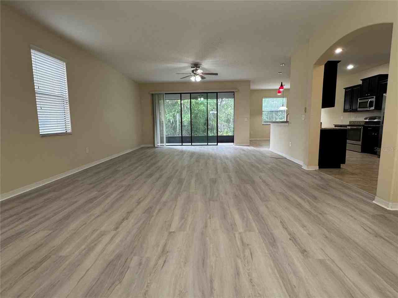 20044 Date Palm Way - Photo 5 of 40