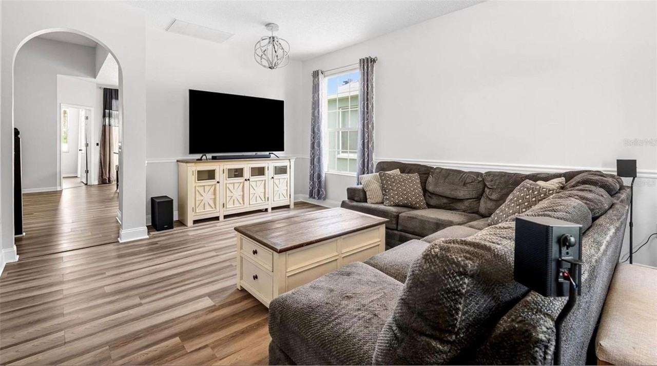 10443 Peppergrass Ct - Photo 3 of 19