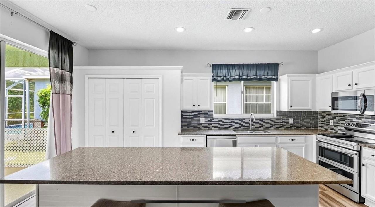 10443 Peppergrass Ct - Photo 7 of 19