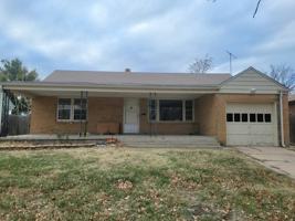 featured image of 2109 S Parkwood Ln