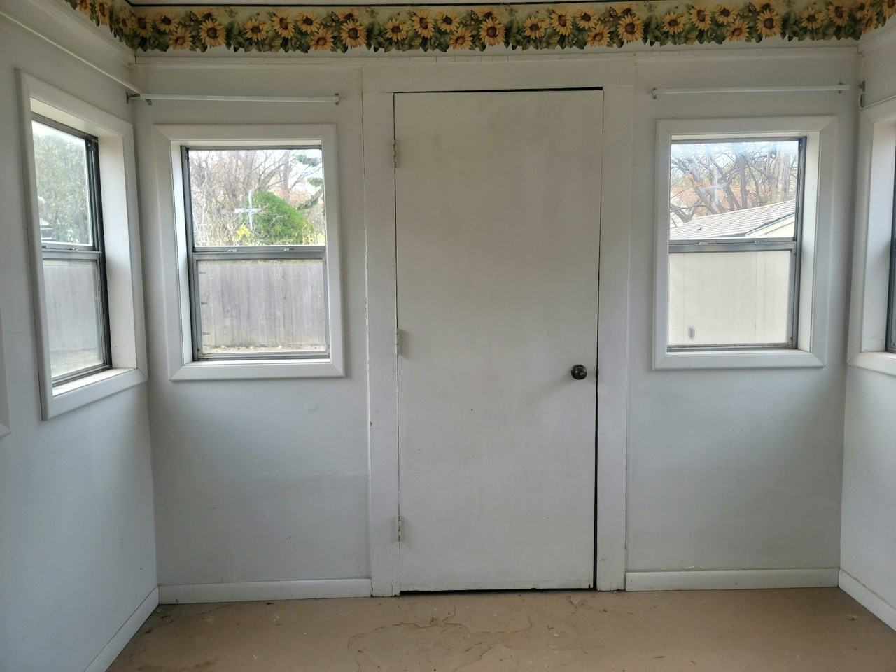 2109 South Parkwood Lane - Photo 3 of 21