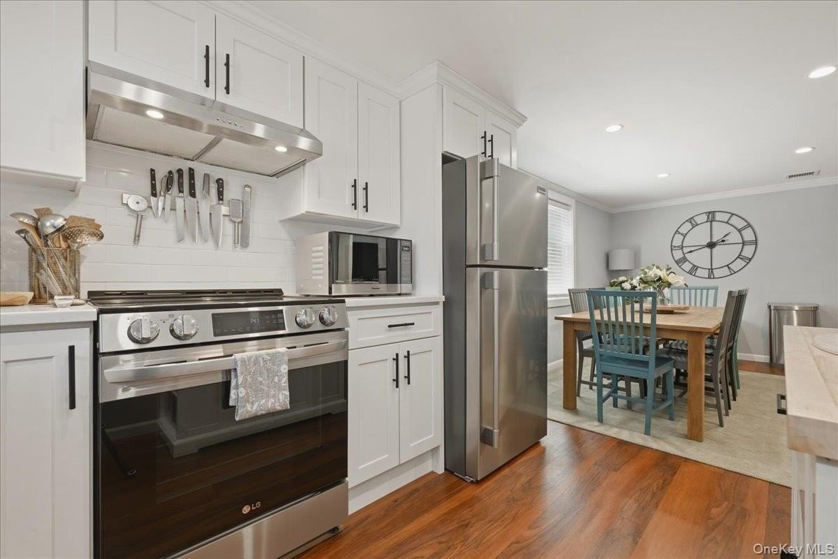 5 Carlton Ave - Photo 5 of 31