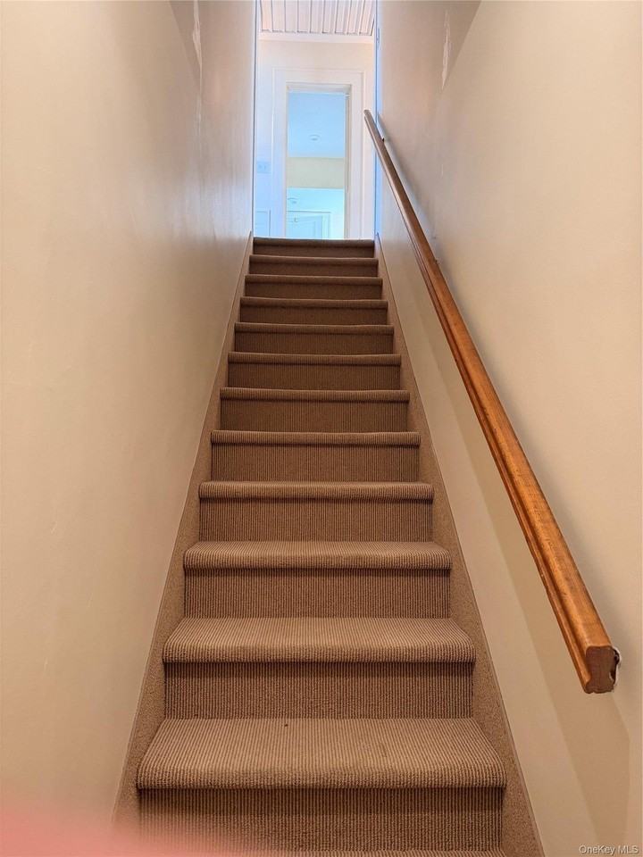 6 Quelch Ave - Photo 4 of 15