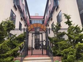 featured image of 425 Shore Rd #3A