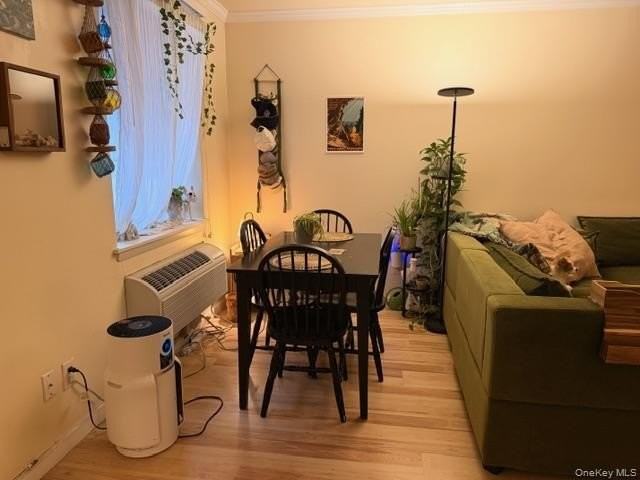 425 Shore Rd #3A - Photo 4 of 17