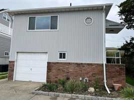 featured image of 113 Maple Blvd #UPPER