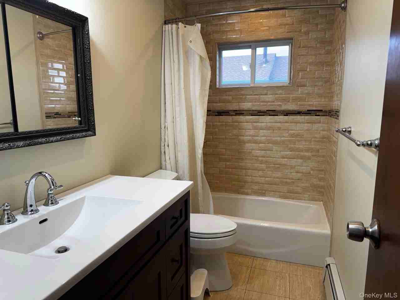 113 Maple Blvd - Photo 5 of 11