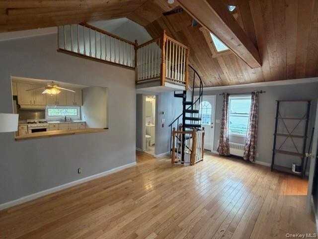 522 Main St - Photo 5 of 21