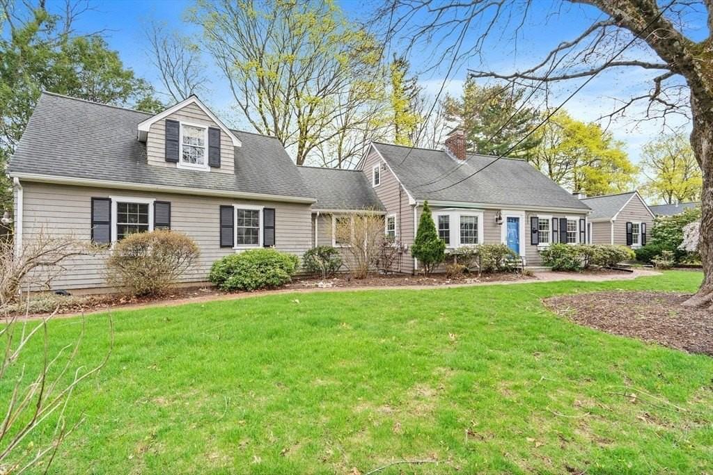 2270 Massachusetts Ave - Photo 3 of 33