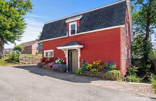 15 Lexington Ter #1 - Photo 1 of 1