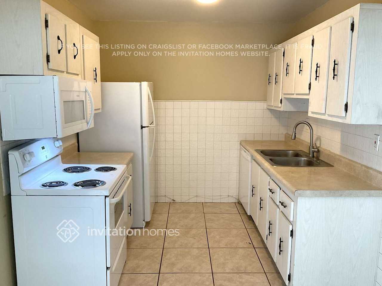 7939 Sw 3rd St - Photo 6 of 16